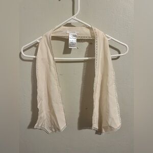 Chloe‎ Elegant Cream lace accessories